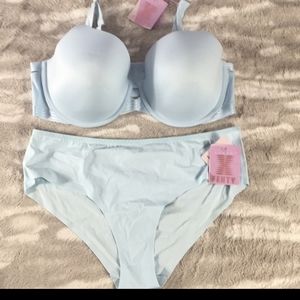 NWT savage X Fenty blue bra and panty set 42DD/2XL